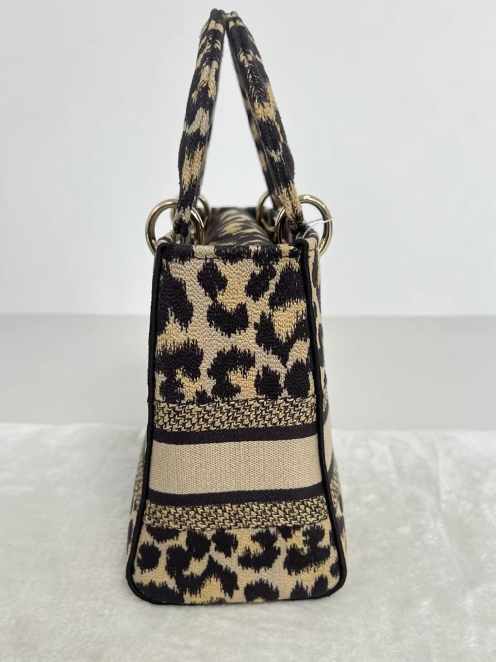 Dior Lady Dior Leopard Embroidery Medium Gold Hardware Top Handle Bag - Picture 3 of 9